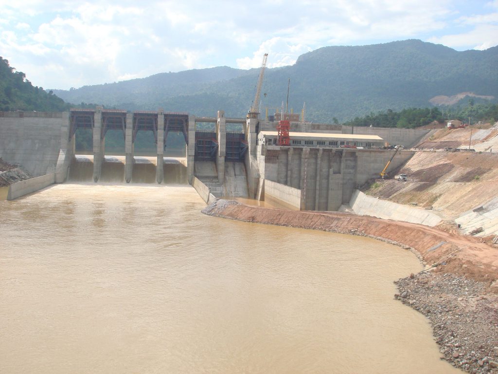 Rolling weir, Overflow dam - Song Bung 5 Hydropower Project - C47