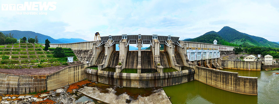 Admiring the Most Massive Irrigation Works in Binh Dinh